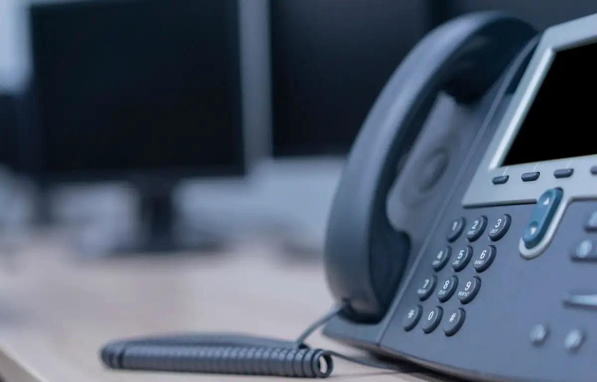 ¿El teléfono 900 es gratuito desde móvil?