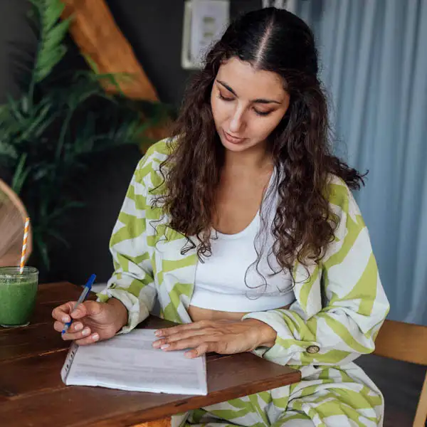 Cómo crear una línea de tarot rentable paso a paso con centralita