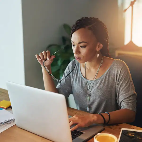 ¿Cómo montar una línea 806 de forma legal?