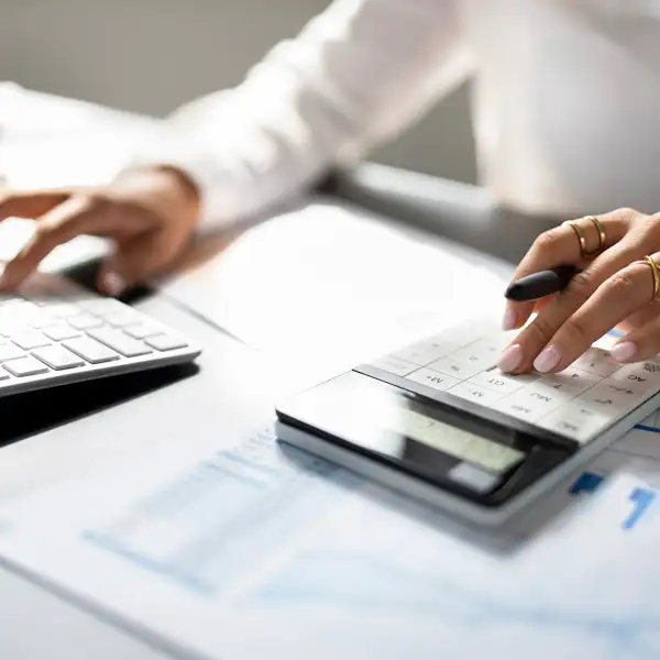 ¿Cuál es el coste del prefijo 807 y cómo ganar dinero con él?