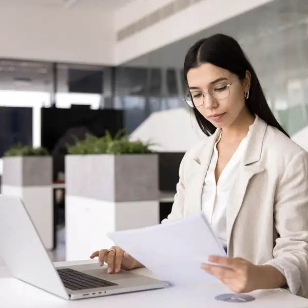 Guía rápida para decidir cuándo conviene contratar un número 900