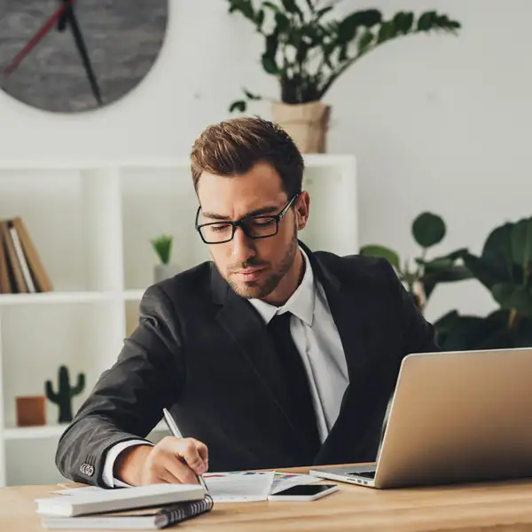 Mitos sobre el 807 gratuito: Lo que tu empresa debe saber