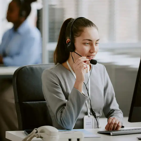 ¿Qué puede aprender tu empresa del 900 gratuito de Apple?