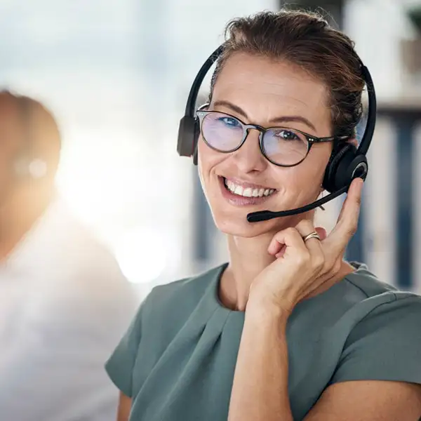 ¿Qué son las líneas 900 y cómo pueden beneficiar a tu empresa?